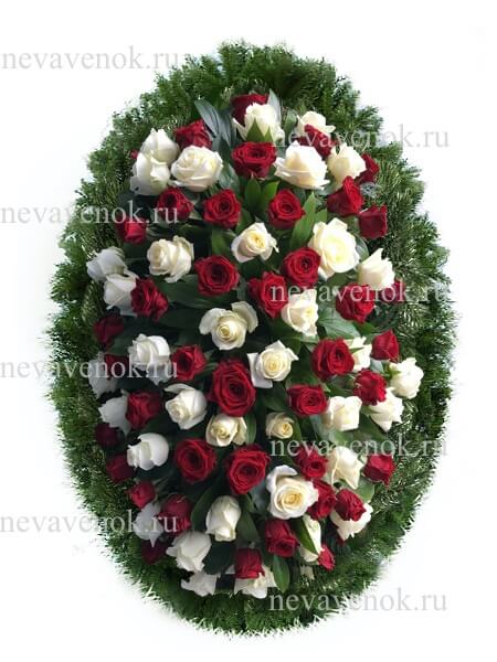 Ритуальный венок из живых цветов (красно-белый)