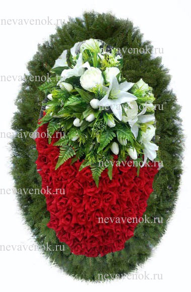 Купить траурный венок из искусственных цветов в СПб