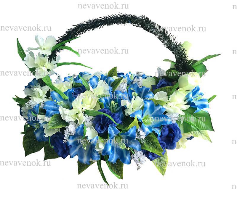 Купить траурную корзину из искусственных цветов в СПб